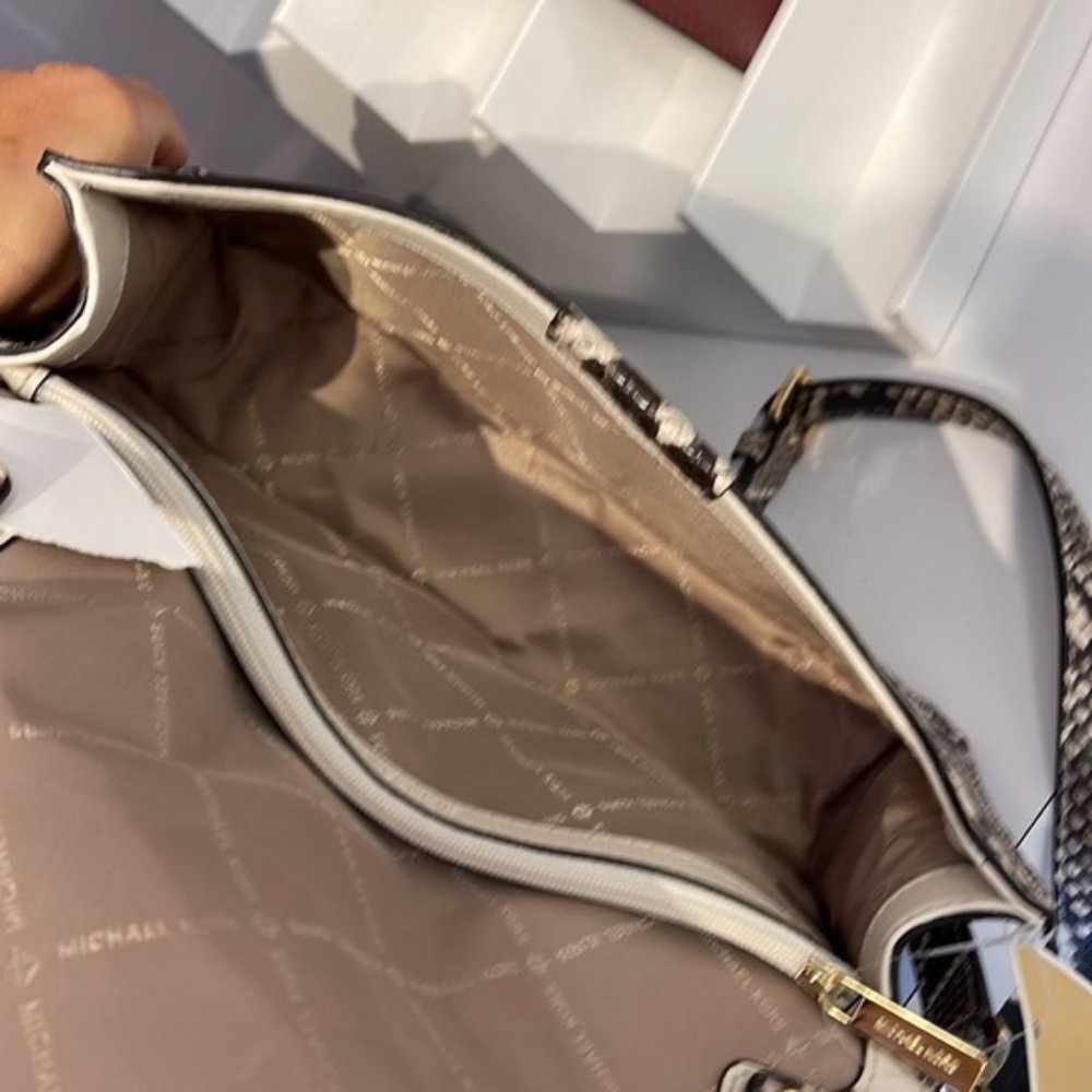 Michael Kors Sonia Medium Snake Embossed Shoulder Bag Natural - Picture 8 of 16